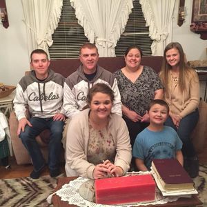 Meet your Posher, Melissa